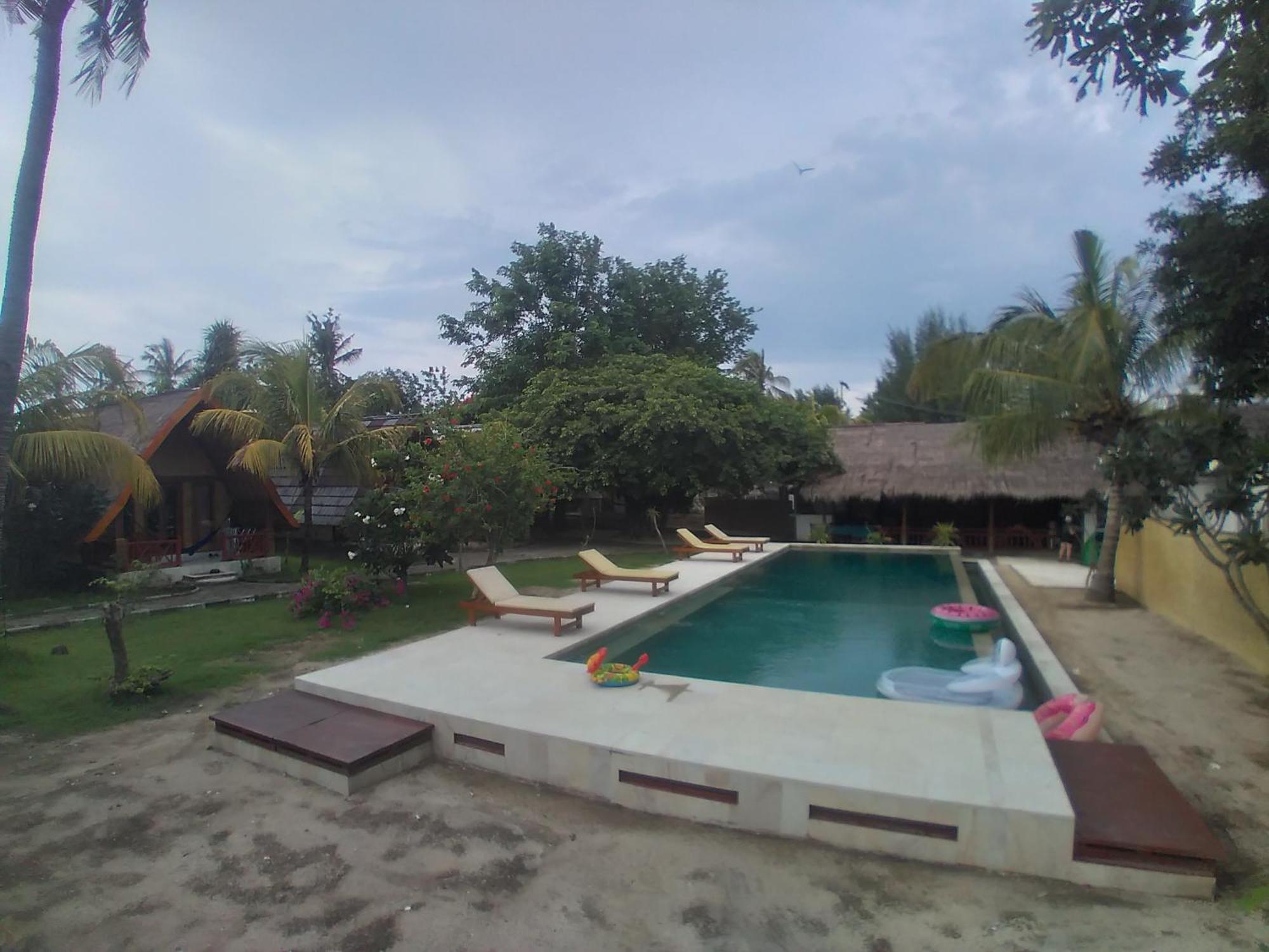 Gita Gili Bungalow Gili Air Exterior photo