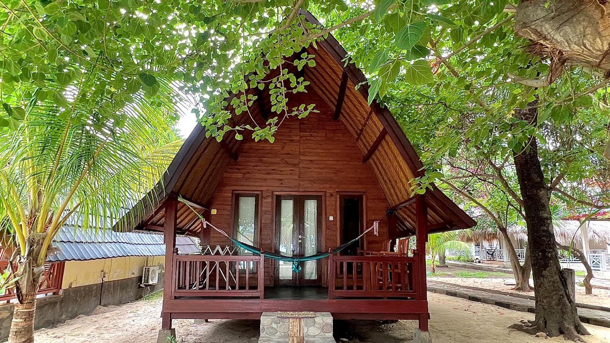 Gita Gili Bungalow Gili Air Exterior photo
